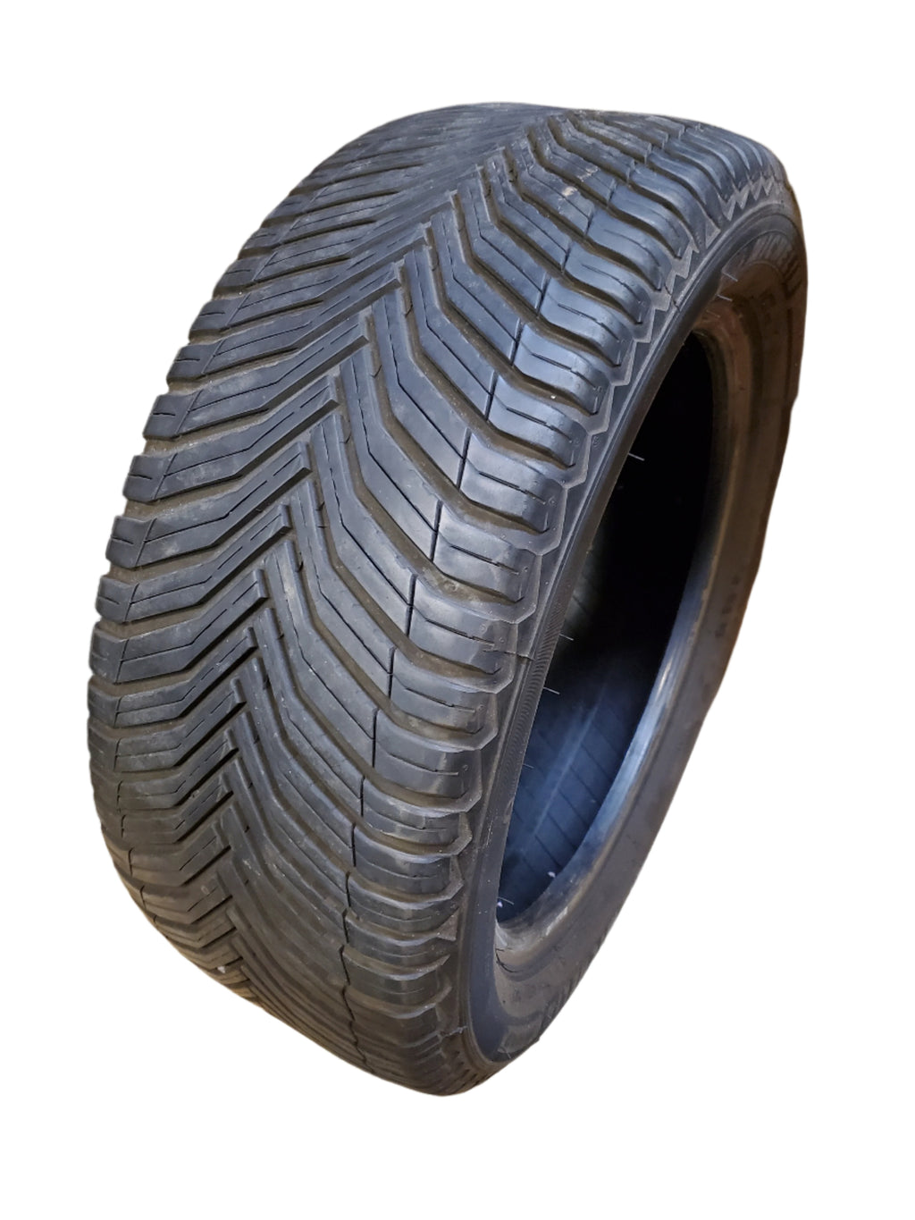 2 USED MICHELIN CROSSCLIMATE 2 BSW P 235 50 17 96H ALL WEATHER TIRE 81448