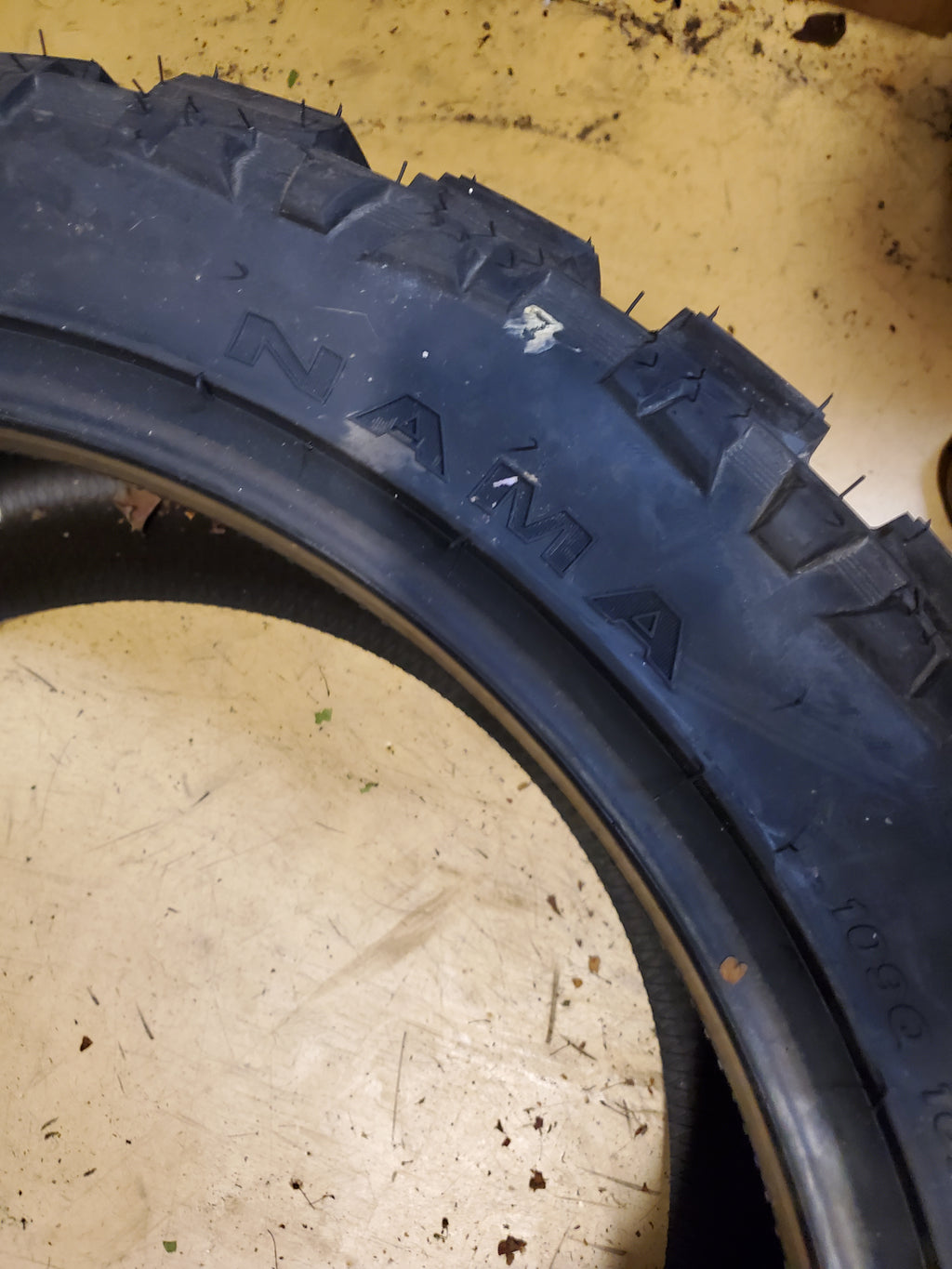 NAMA MAXXPLOIT M/T NM-27 BSW LT 33 12.5 22 109Q 10PLY MUD TIRE 36664001