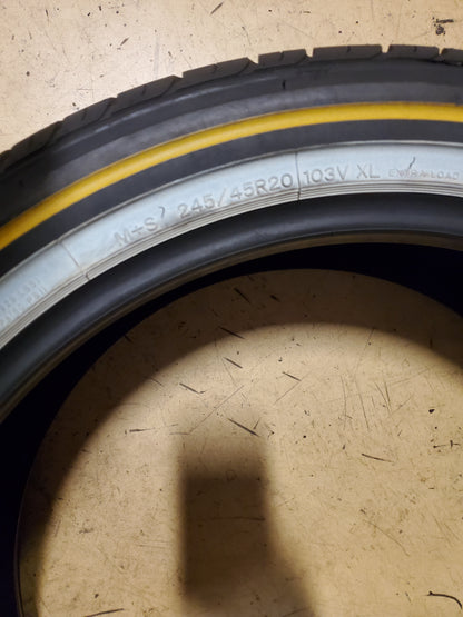 2 VOGUE CUSTOM BUILT RADIAL WG P 245 45 20 103V XL PERFORMANCE TIRE 03206606