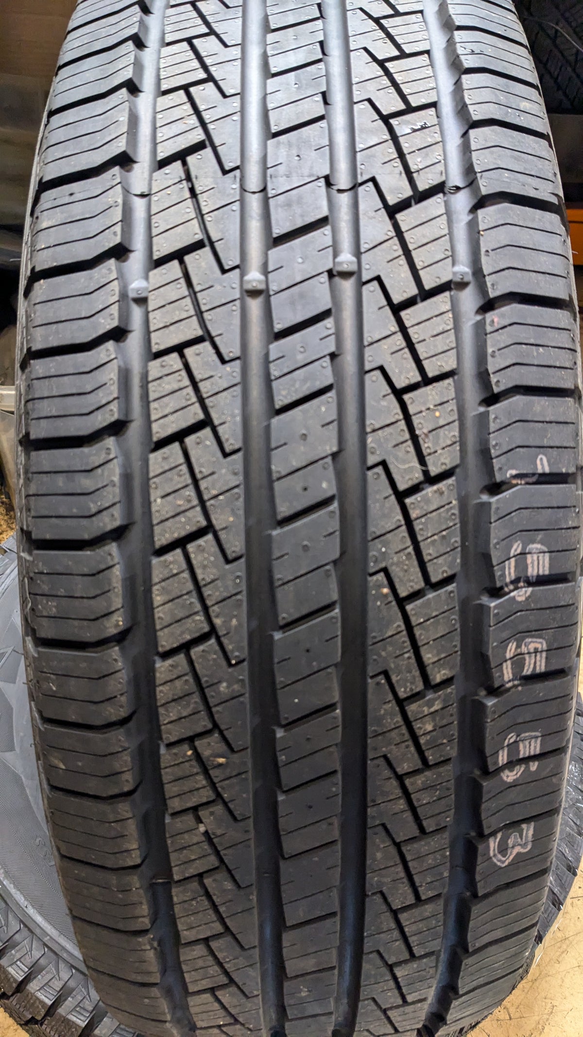 4 PIRELLI SCORPION STR BSW P 275 55 20 111H ALL SEASON TIRE 1555300