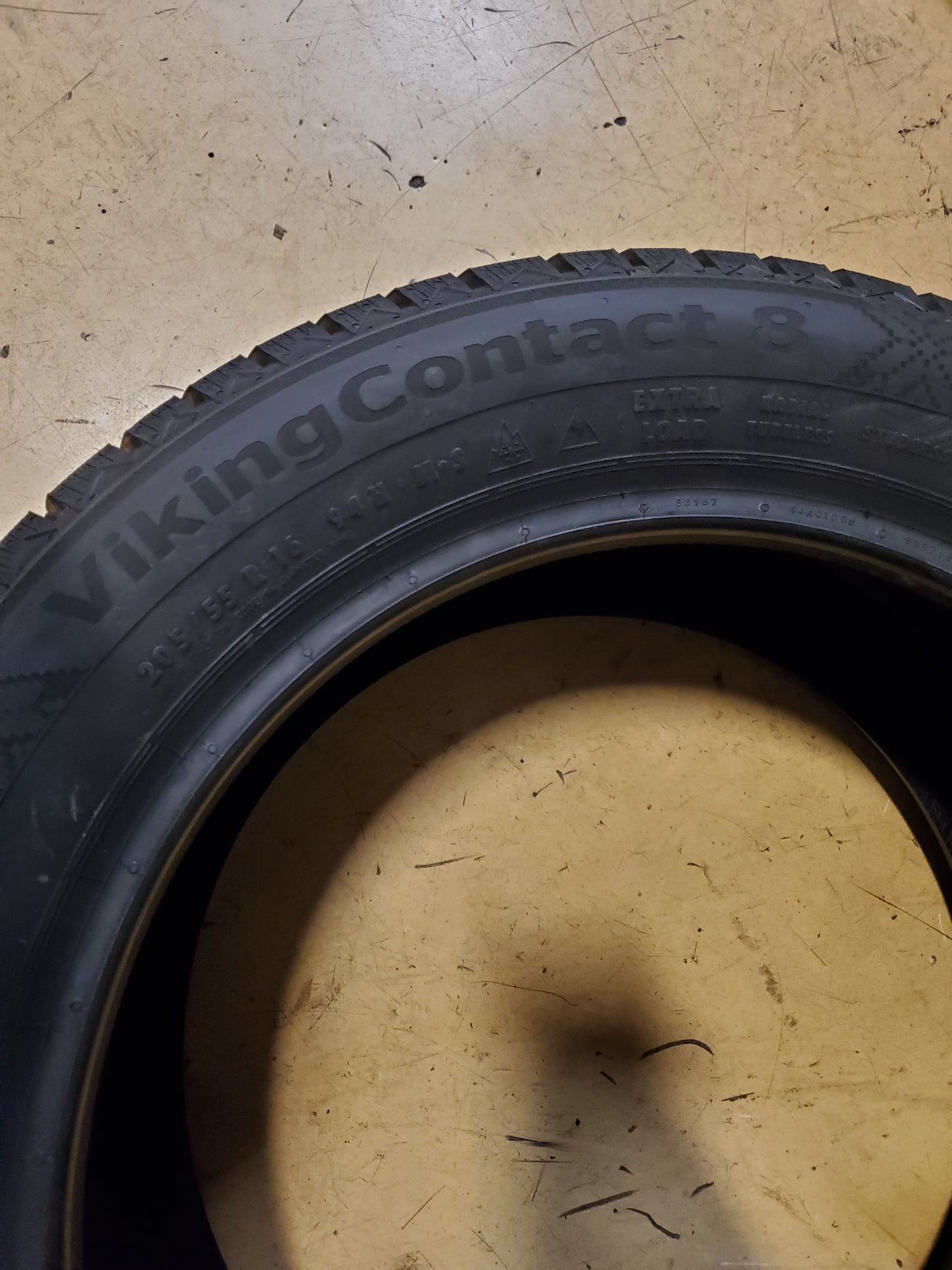 CONTINENTAL VIKINGCONTACT 8 BSW P 205 55 16 94H XL WINTER TIRE 03454710000