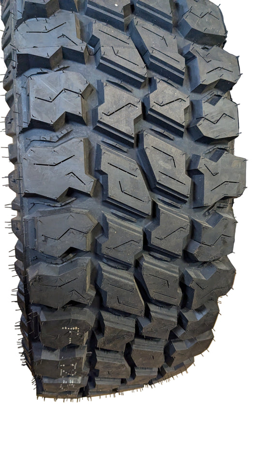 MUD CLAW COMP MTX BSW LT 285 75 16 126/123Q 10 PLY MUD  TIRE MTX67