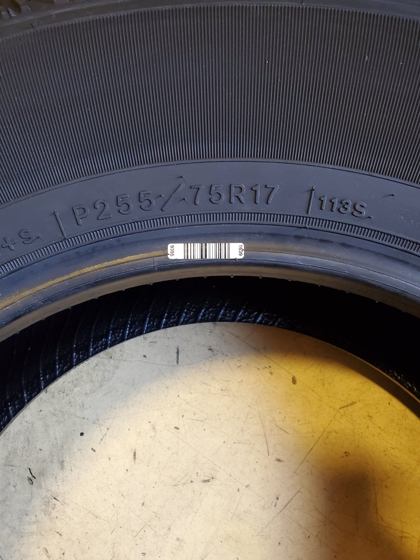 GOODYEAR WRANGLER SR-A OWL P 255 75 17 113S ALL SEASON TIRE 183107418