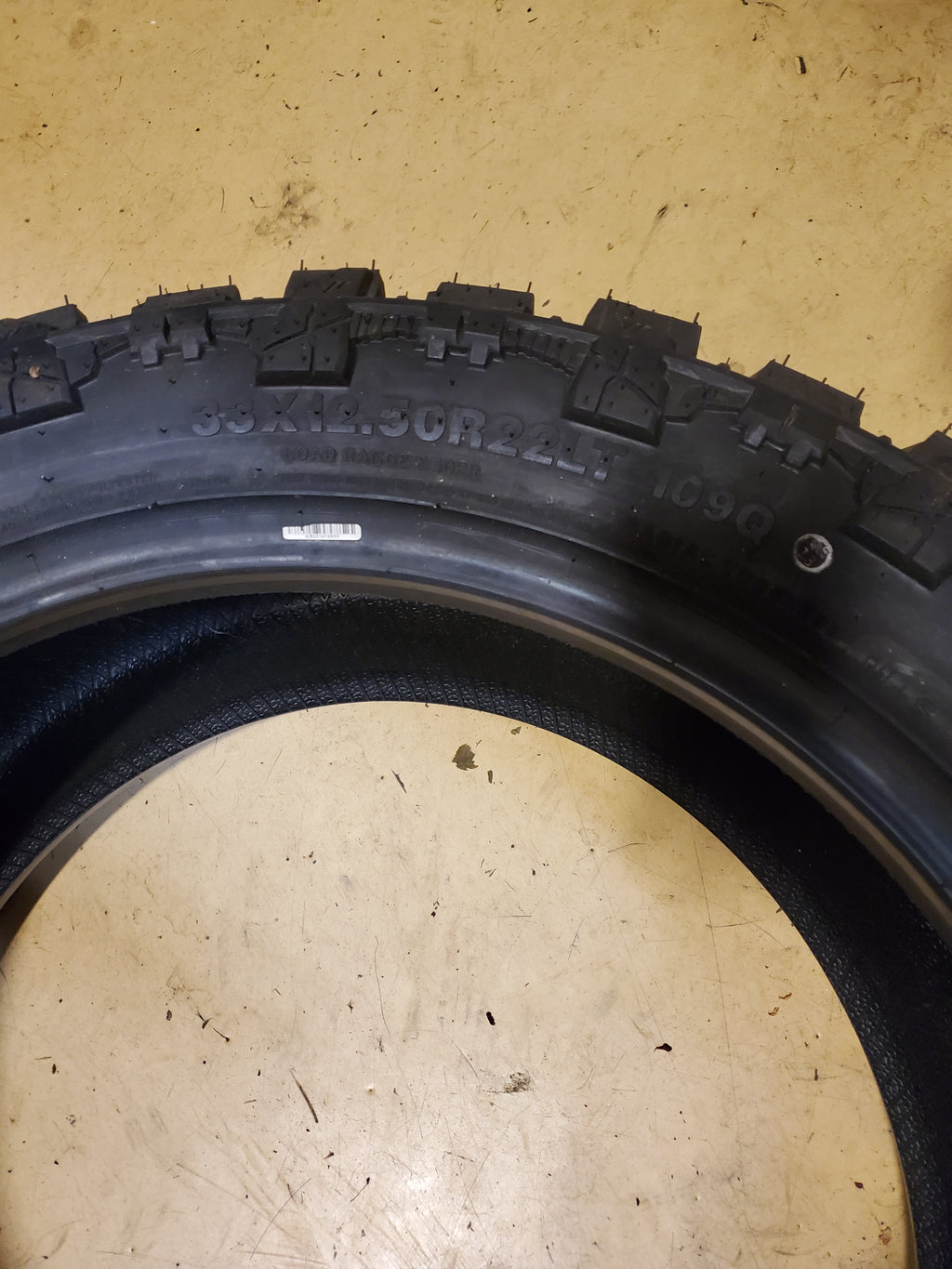 VENOM POWER TERRA HUNTER M/T RWL LT 33 12.5 22 109Q 10PLY MUD TIRE TVPMT16L