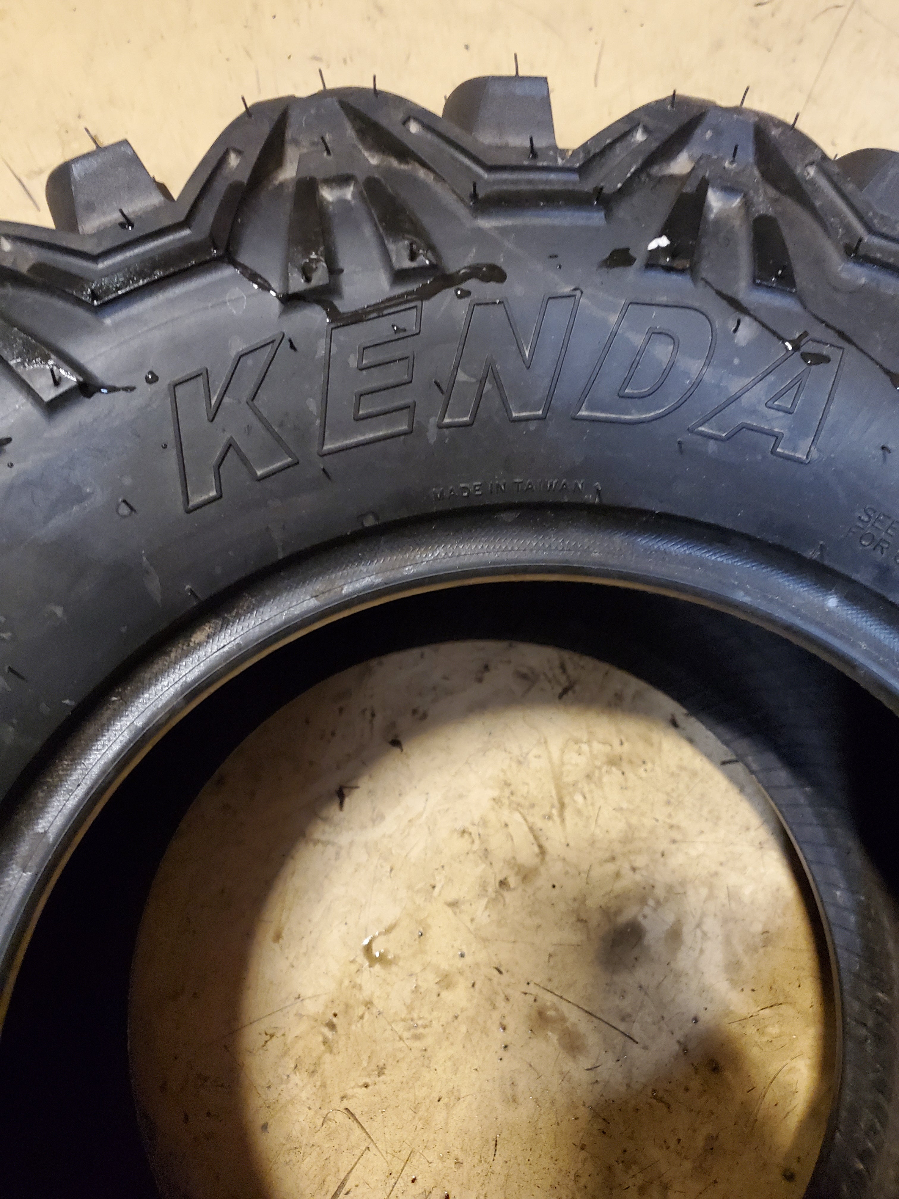 NOS KENDA BEAR CLAW HTR K587 BSW AT 25 10 12 8PLY ATV/UTV TIRE 085871295D1