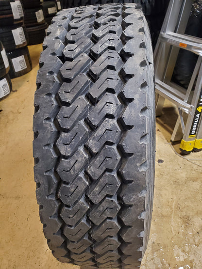 (KSL ONLY) YOKOHAMA SUPER STEEL TY303A BSW  265 70 19.5 140/138M 14PLY DRIVE TIRE 140130365