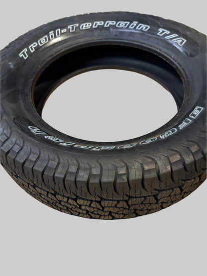 BFGOODRICH TRAIL TERRAIN T/A OWL P 275 60 20 115T SL ALL SEASON TIRE 40750